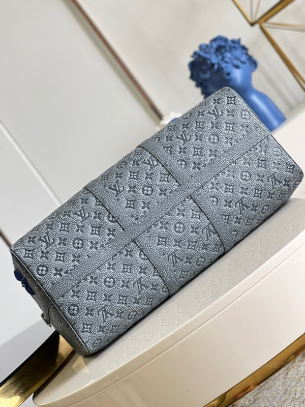 l0*is V*t0n keepall 50