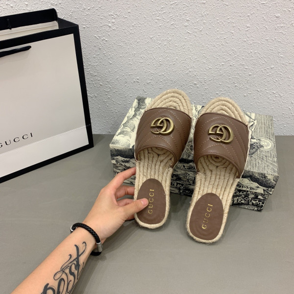 G*u*i leather espadrille sandal