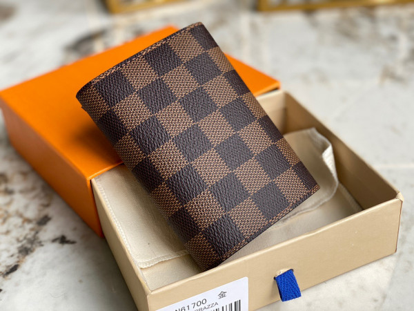 l0*is V*t0n victorine wallet