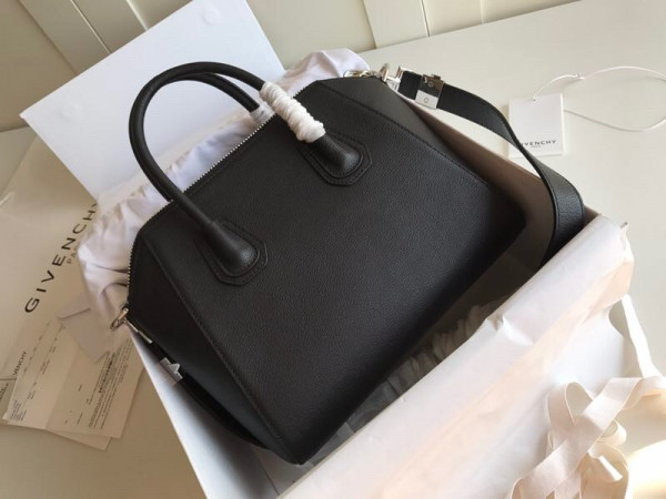 GIENVCHY ANTIGONA MINI/SMALL/MEDIUM IN GRAINED LEATHER