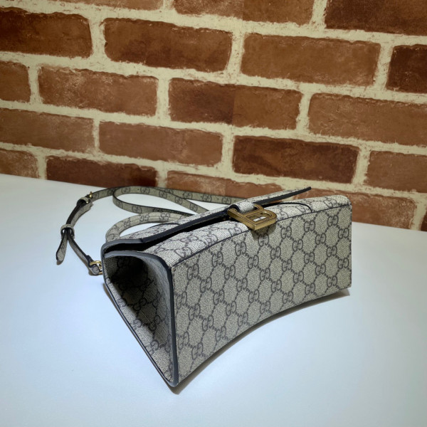 G*u*i x ba*len*cia*ga hourglass