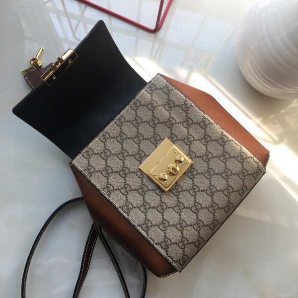 G*u*i backpack style 498194