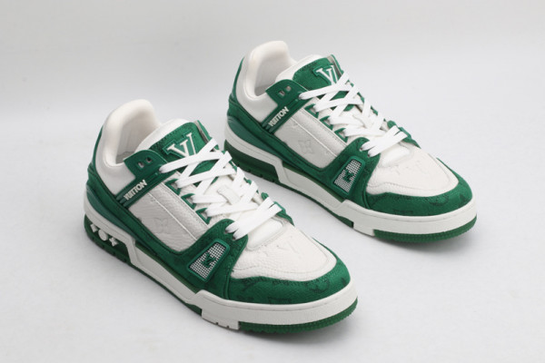 l0*is V*t0n trainer sneaker