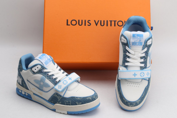 l0*is V*t0n trainer sneaker