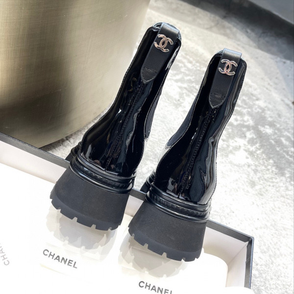 CL ANKLE BOOTS