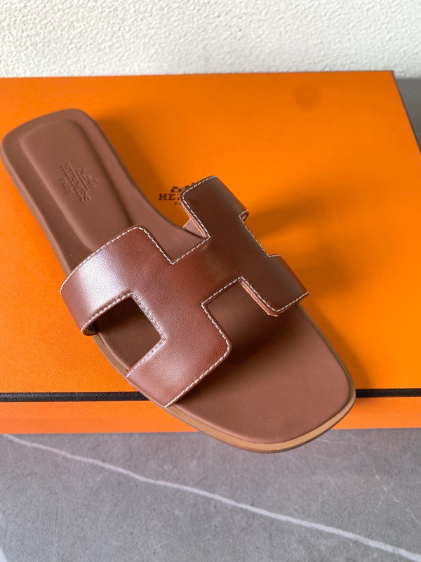 H**mes sandal