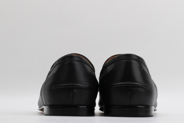 G*u*i jordaan leather loafer