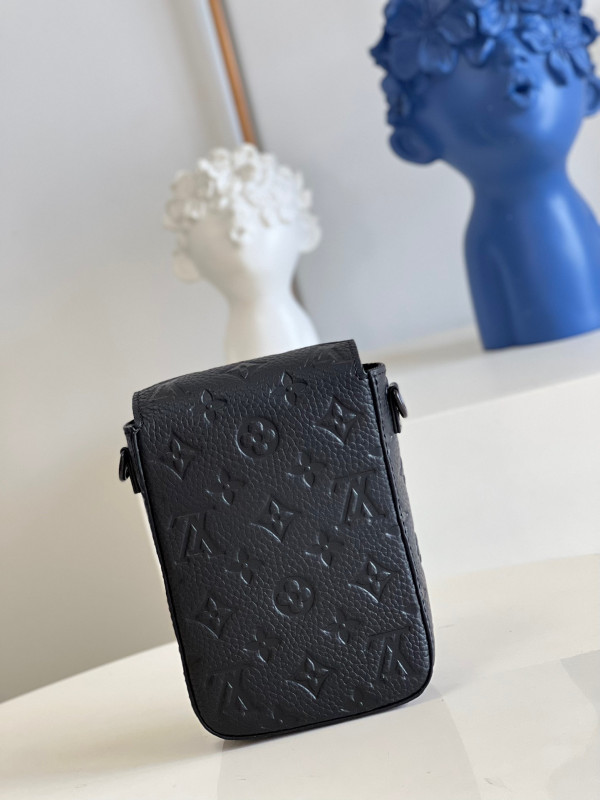l0*is V*t0n s-lock vertical wearable wallet