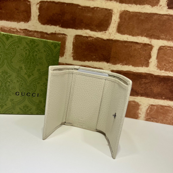 G*u*i gg marmont medium wallet