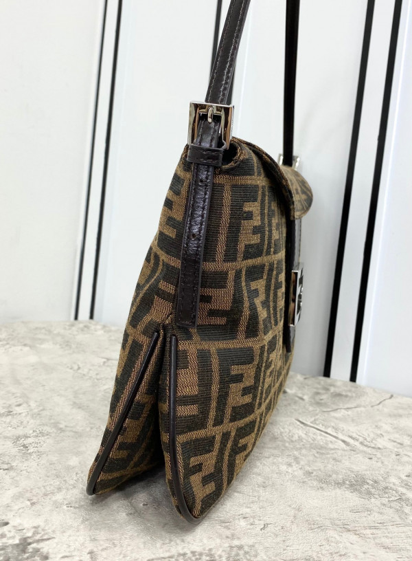 F**di vintage bag