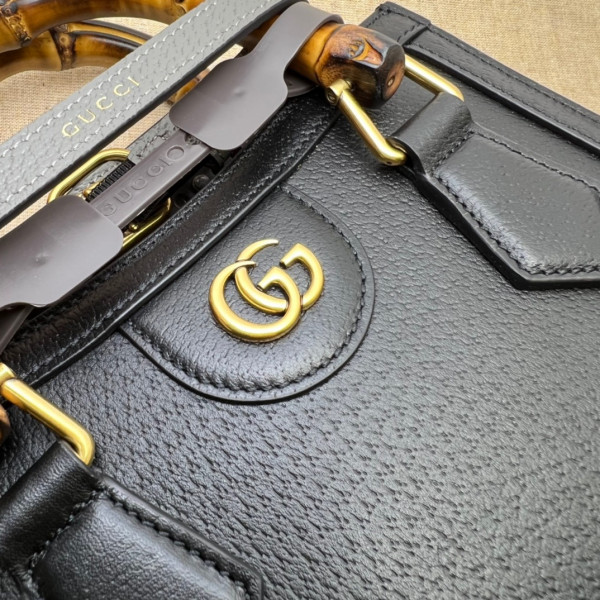 G*u*i diana mini tote bag