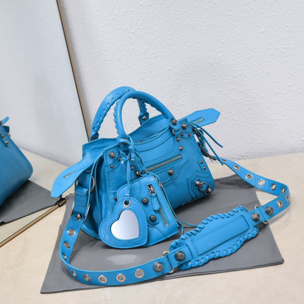 Ba*len*cia*ga neo cagole xs handbag