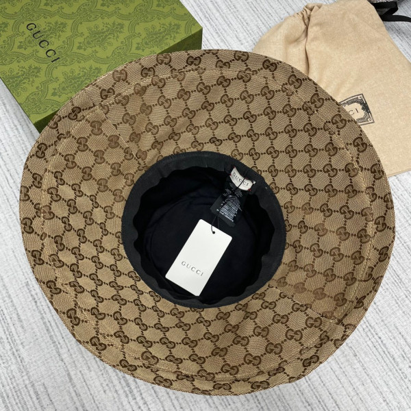 G*u*i gg canvas wide brim hat