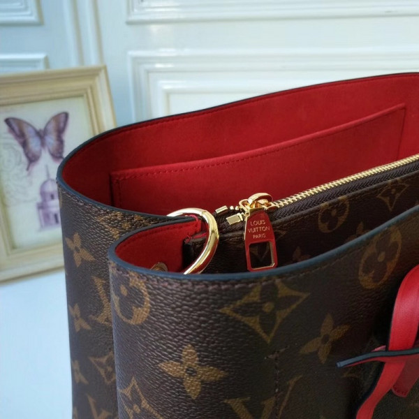 l0*is V*t0n flower tote