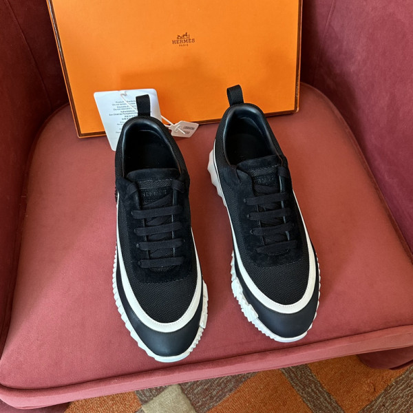 H**mes sneaker