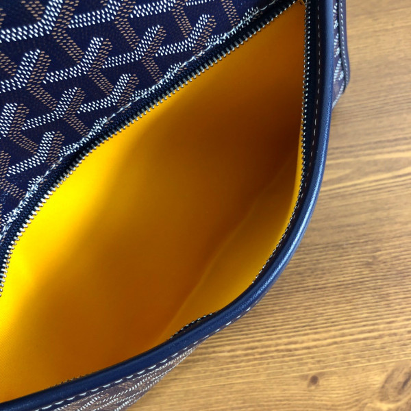 Go*ard toiletry bag