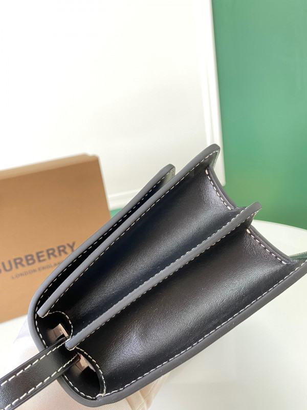 B**rry small tb bag