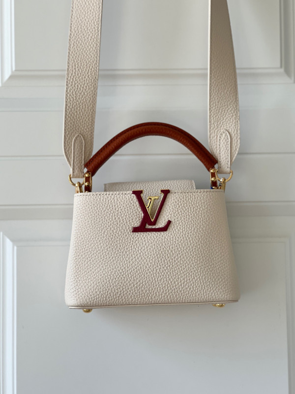 l0*is V*t0n capucines mini