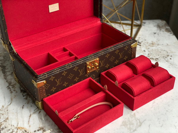 l0*is V*t0n coffret accessoires