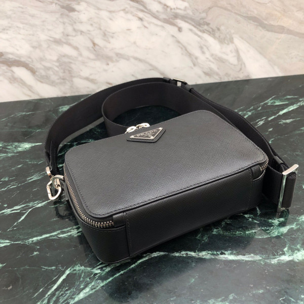 Pra*a brique bag