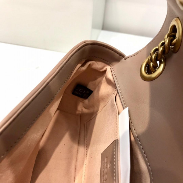 G*u*i gg marmont 22cm
