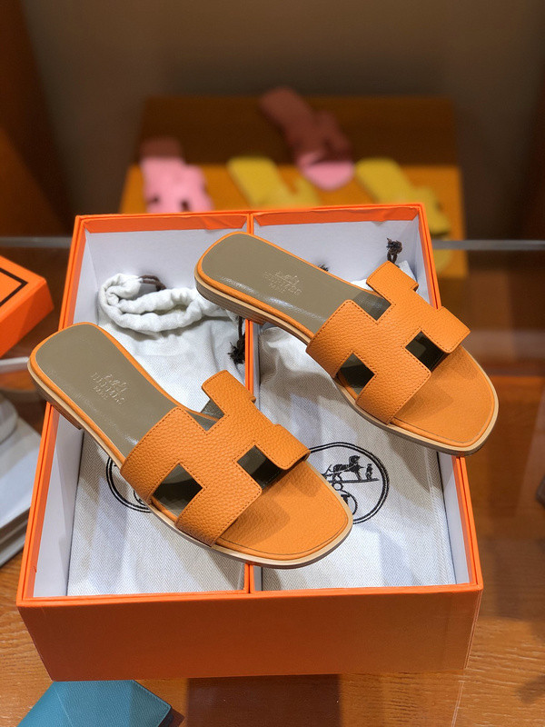 H**mes sandal