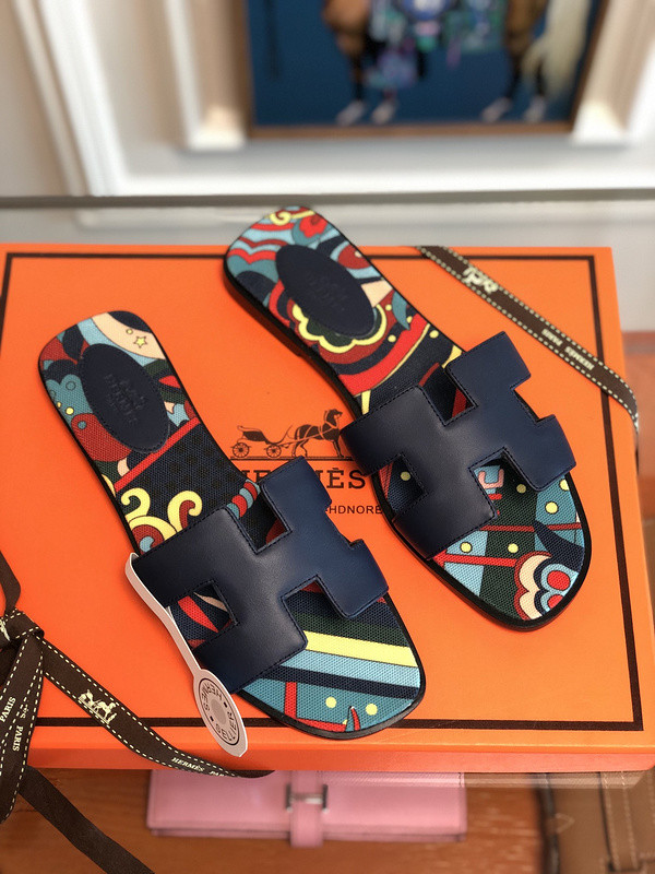 H**mes sandal