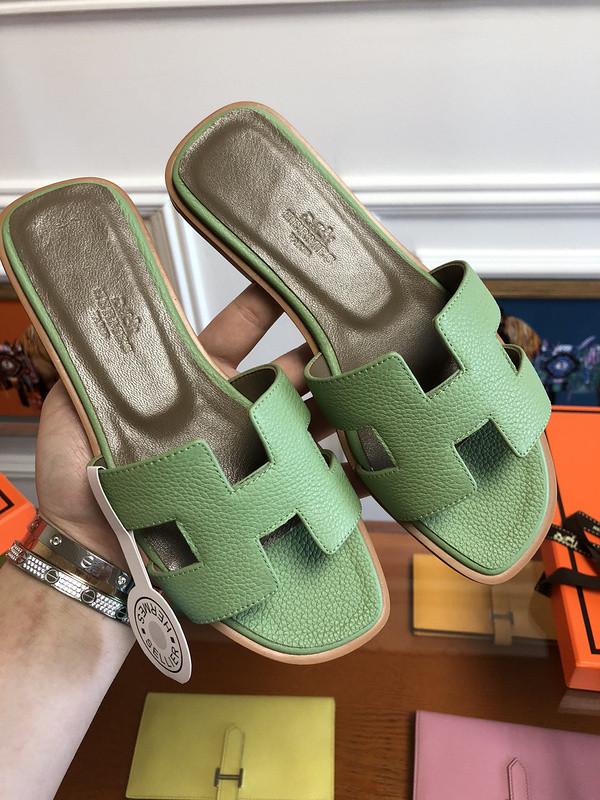 H**mes sandal