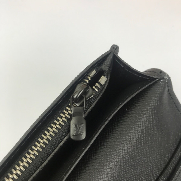 l0*is V*t0n brazza wallet