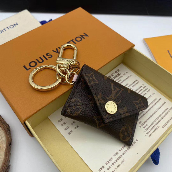 l0*is V*t0n kirigami pouch bag charm and key holder
