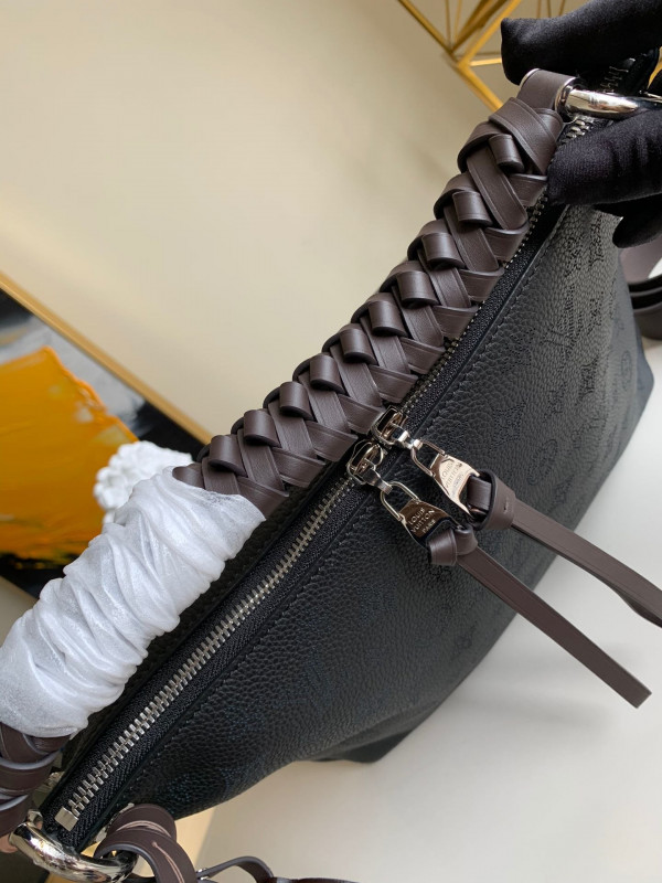 l0*is V*t0n beaubourg hobo mm