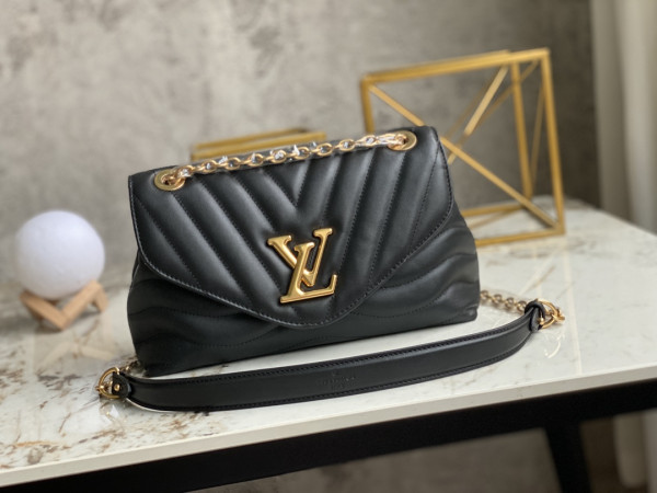 l0*is V*t0n new wave chain bag
