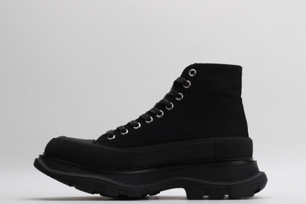 ale*d*r M*Q*en tread slick boot