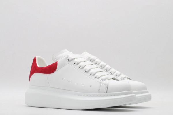 ale*d*r M*Q*en oversized sneaker