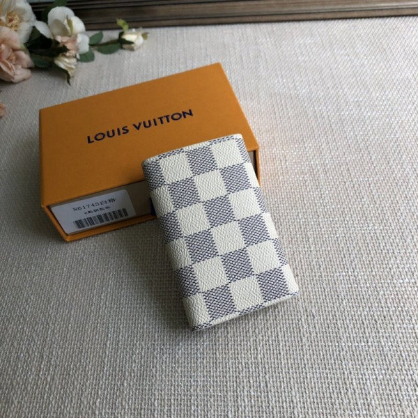 l0*is V*t0n 6 key holder