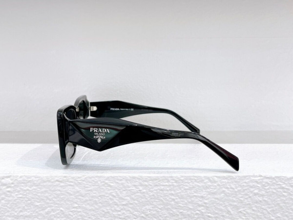 Pra*a sunglasses