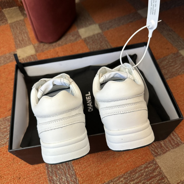 CL WOMEN SNEAKER