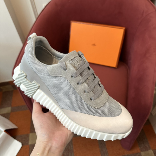 H**mes sneaker