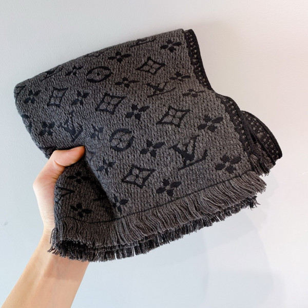l0*is V*t0n monogram classic scarf