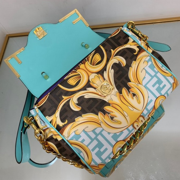 F**di x versace la medusa