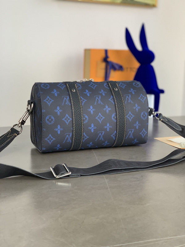 l0*is V*t0n city keepall