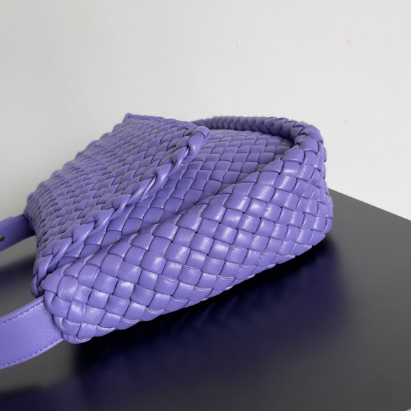 bo*te*ga Ve*ne*ta small cobble shoulder bag
