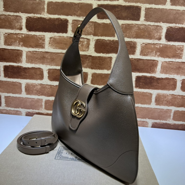 G*u*i aphrodite medium shoulder bag