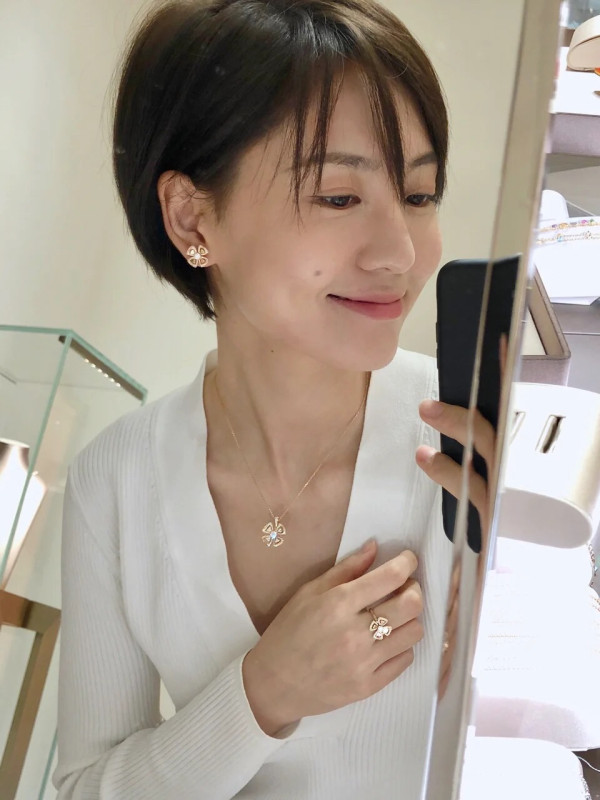 B*l*ai necklace