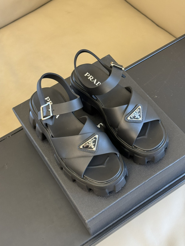 Pra*a sandals