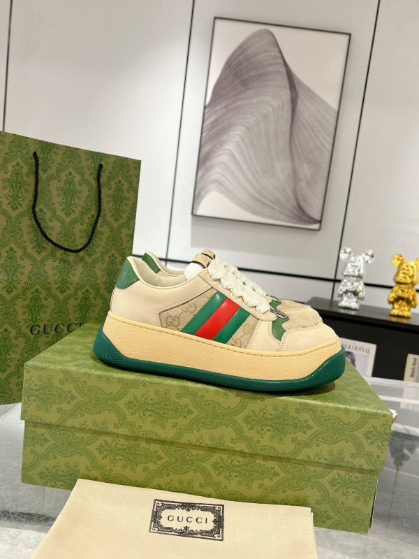 G*u*i sneaker