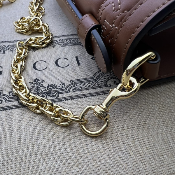G*u*i gg matelassÉ small top handle bag