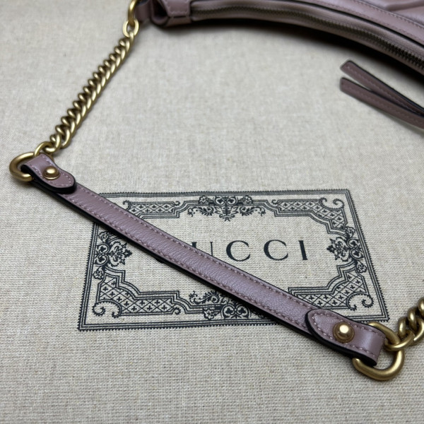 G*u*i gg marmont half-moon-shaped small bag