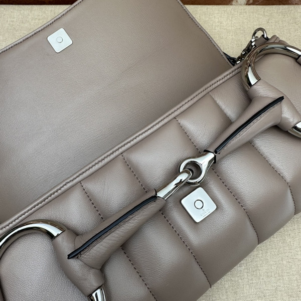 G*u*i horsebit chain big shoulder bag