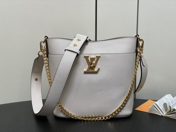 l0*is V*t0n lock and walk - 20 x 20.5 x 12cm